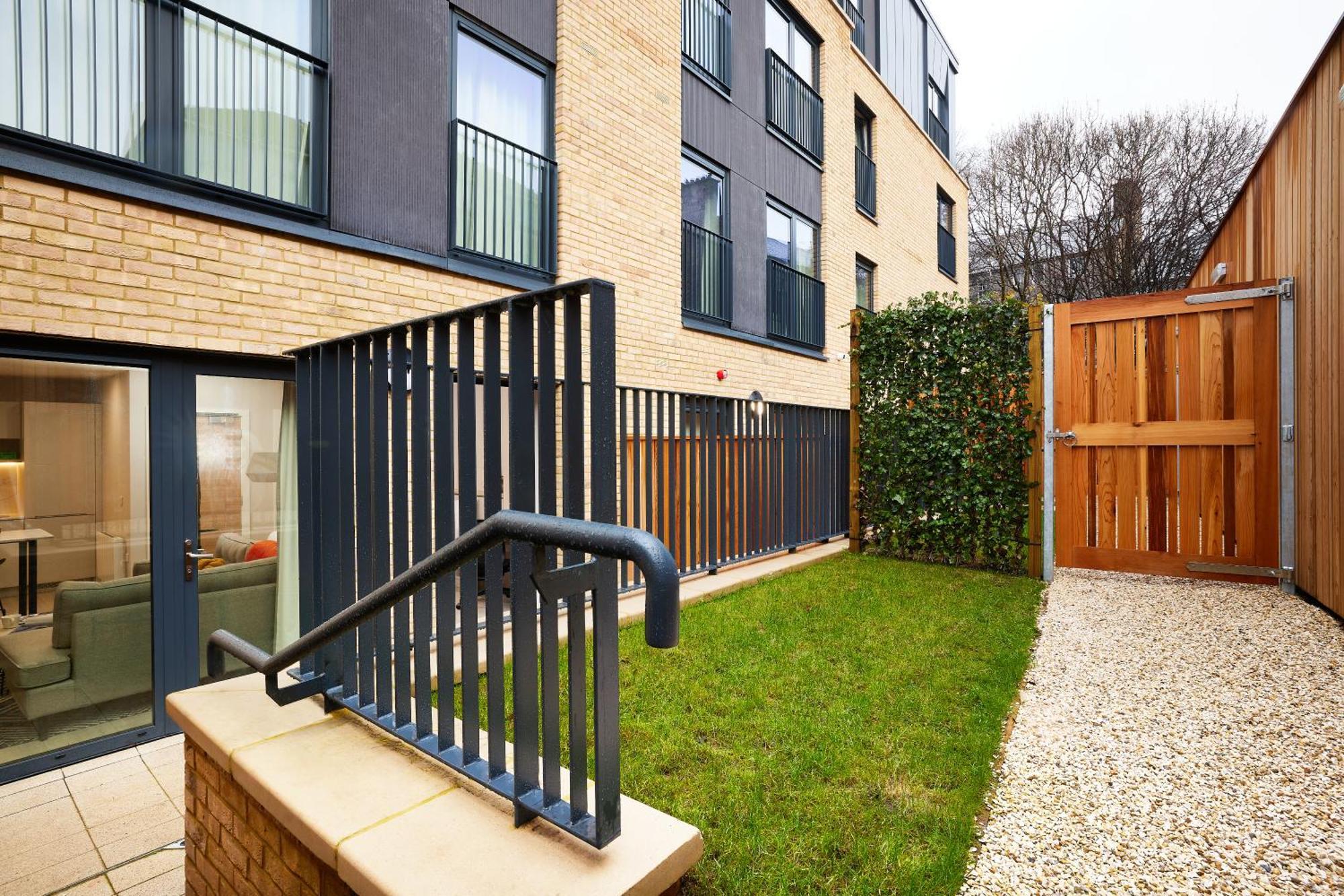 Joivy At Vita Iona Street - Adults Only Edinburgh Exterior photo